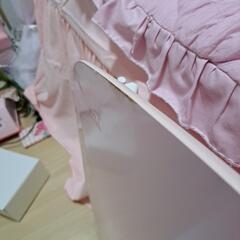 【ジャンク品】ニトリの折りたたみ式猫脚テーブルの画像