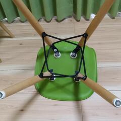 幼児〜低学年向け　椅子　２脚の画像