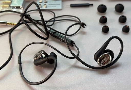 美品】AKG N40 ハイレゾ有線イヤホン AKG N40 イヤホン