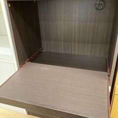 ★ジモティ割引あり★【リユースのサカイ野々市店】食器棚 茶  W(幅)59.5×D(奥行き)39.5×H(高さ)178cm ※クリーニング済みの画像