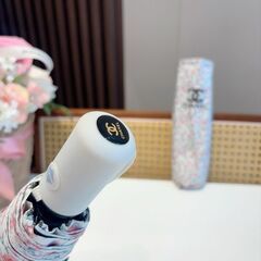 シャネル 三つ折り自動折りたたみ傘の画像