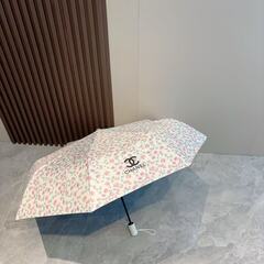 シャネル 三つ折り自動折りたたみ傘の画像