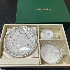 Noritake 花更紗カップ&ソーサー　新品未使用品の画像