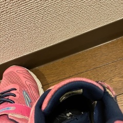 スニーカー　23cmの画像