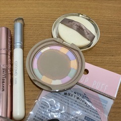 コスメ11点セット ﾘﾘﾐｭｳ CANMAKE セザンヌ ちふれなどの画像