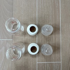 ピジョンガラス哺乳瓶120ml2本・コンビ哺乳瓶消毒(除菌じょ〜ず)・哺乳瓶水切りトレーの画像