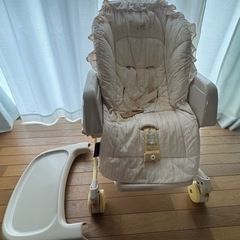 コンビ　ベビーチェア の画像