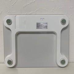 f●■★Etekcity 体重計 ヘルスメーター 電源自動ON/OFF 小型 強化ガラス コンパクト EB4010J ホワイトの画像