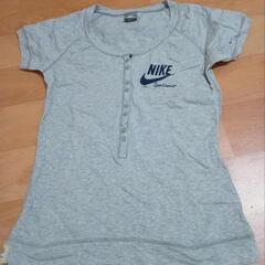 【急募】ナイキ レディースTシャツ3枚セット新品、未使用の画像