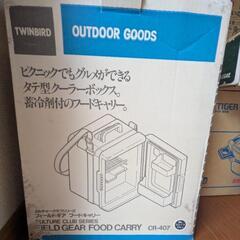 ツインバード冷蔵庫型クーラーボックスの画像