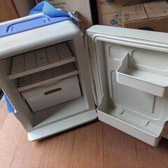 ツインバード冷蔵庫型クーラーボックスの画像