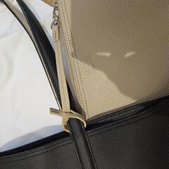 LACOSTE　リバーシブルトートバッグの画像