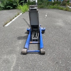中古3トン低床ジャッキの画像