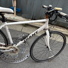 ジャイアント　クロスバイクの画像