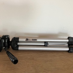 aluminum tripod 4段伸縮式アルミ三脚の画像