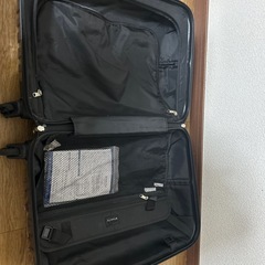 スーツケースの画像