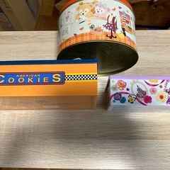 TDLで買ったクッキーの
空き缶の画像
