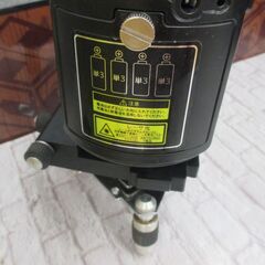 LTC FGX3C グリーンレーザー墨出し器 中古品 リチウム電池バッテリx1/充電アダプタ 【ハンズクラフト宜野湾店】の画像