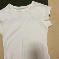hinari トップス　tシャツの画像