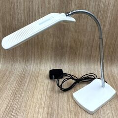 【B158】TWINBIRD/ツインバード/LE-H611/3段階調光/2灯/LEDデスクライト/白/ホワイト/卓上/スタンド/照明の画像