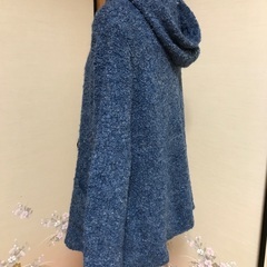 MからL ネイビー　フードの画像
