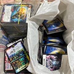 受け渡し予定者決まりました！昔のカード、メダル