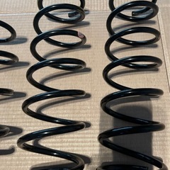 スズキハスラー　純正サススプリング　美品　平成26年式MR31S 2WDの画像