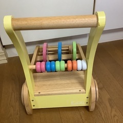 Edute  木製の手押し車の画像