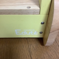 Edute  木製の手押し車の画像