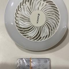 ライト付き扇風機の画像