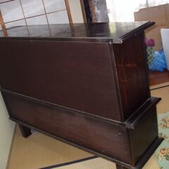 昭和のサイドボードの画像