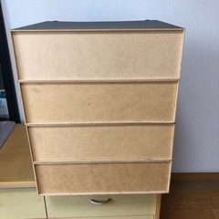 ビデオテープの収納ケースの画像