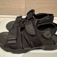 【美品】ナイキ キャニオン 黒 サンダル 26cmの画像