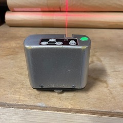 マキタレーザー墨出し器の画像