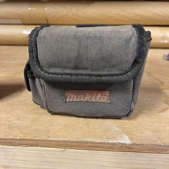 マキタレーザー墨出し器の画像