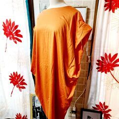 YEVS(イーブス) 柔らかくたっぷり贅沢仕立て。するりと着られてエレガントなワンピース、いかがでしょうか？の画像