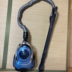 ジャンク品　東芝　掃除機　の画像