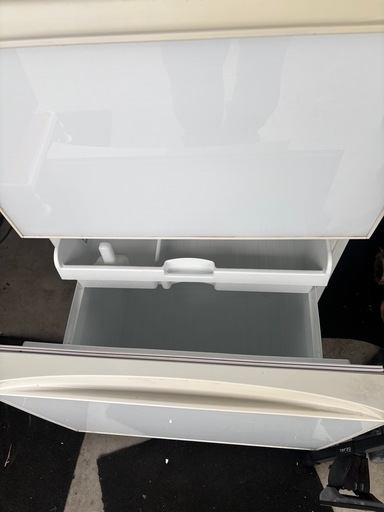 Toshiba 363 L 冷蔵庫　2017年