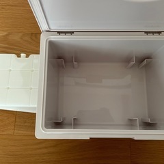 クーラーボックス(最終値下げ)の画像