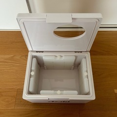 クーラーボックス(最終値下げ)の画像