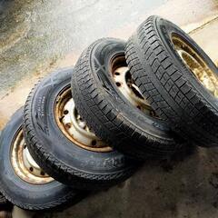 ハイエース 1195/80r15 スタッドレス ダンロップの画像