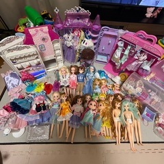 リカちゃん人形 まとめ売り お洋服 家具多数の画像