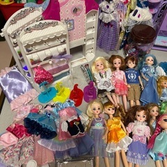 リカちゃん人形 まとめ売り お洋服 家具多数の画像