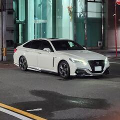 CROWNの画像