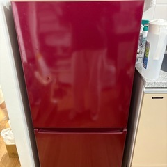 冷蔵庫と電子レンジの画像