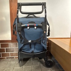 ショッピングカート　ブレーキ付きの画像
