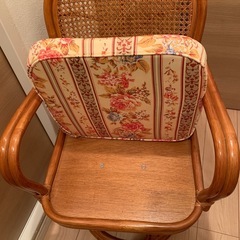 籐の椅子の画像