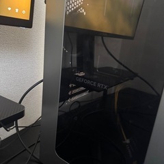 ガレリア　デスクトップ　PC モニターの画像