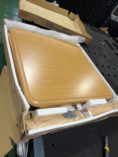 新品未使用！訳ありコタツ