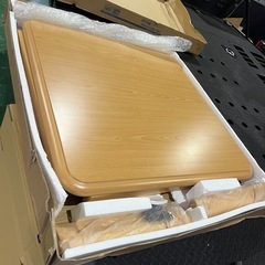新品未使用！訳ありコタツの画像
